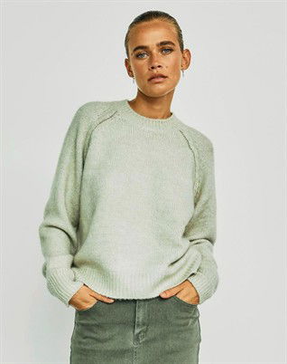 Andrea WBL Cropped Strik 